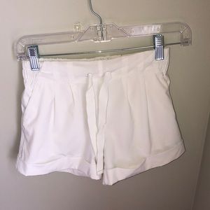 Size 2 Lululemon spring break away shorts